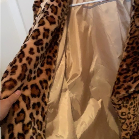 Leopard print coat - Picture 4 of 4